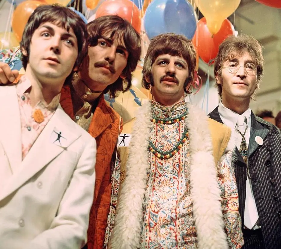 A photo of the Beatles at the time of Sgt. Pepper's release. Original source: Classic Album Sundays, classicalbumsundays.com/beatles-sgt-peppers-lonely-hearts-club-band/.